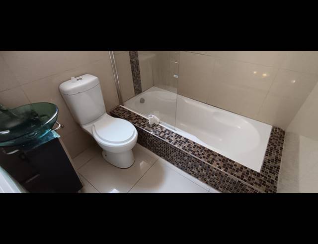 3 BEDROOM FLAT TO LET IN MORNINGSIDE
